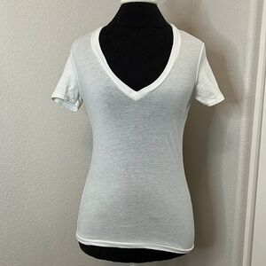 BDG Urban Outfitters V Neck Basic Short Sleeve Tee Shirt Size XS